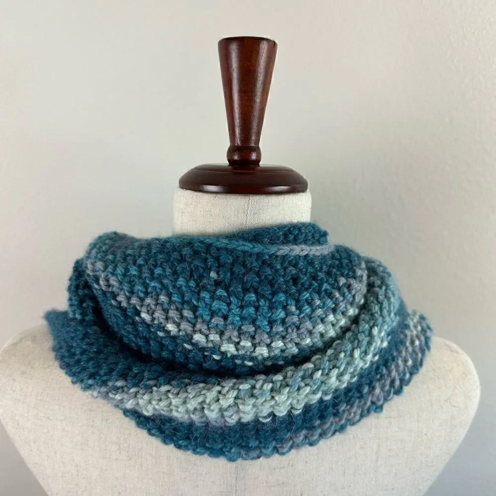 EUC Unbranded HandMade Women’s Scarf